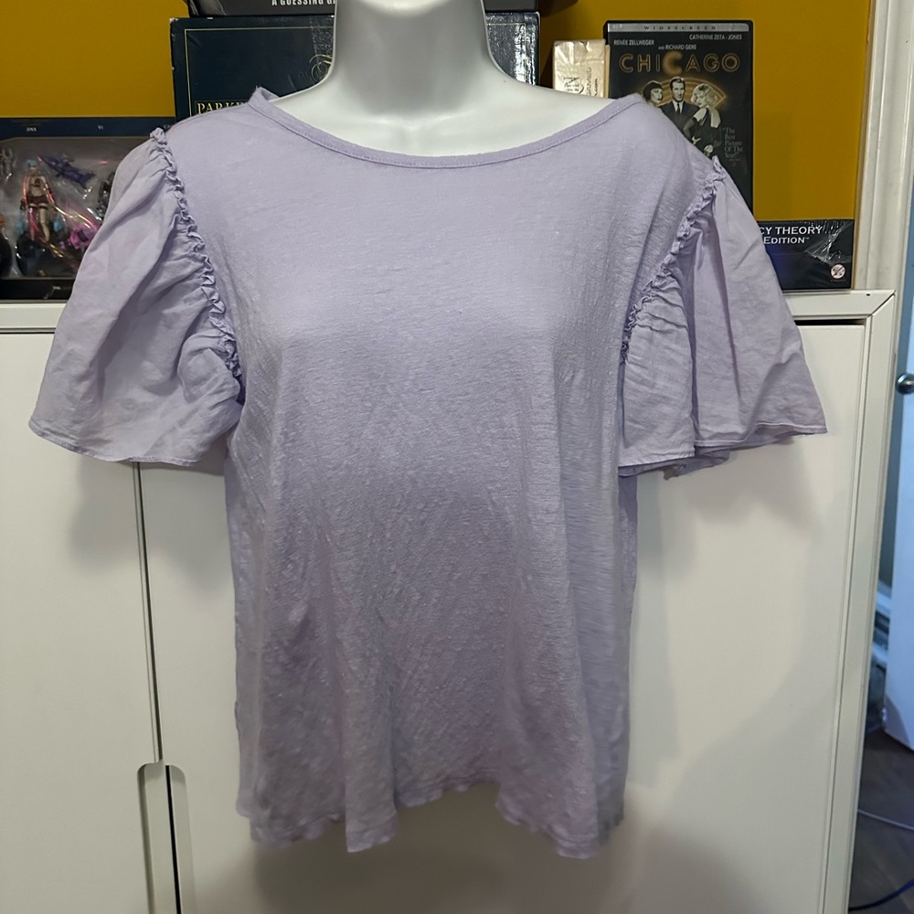 Purple loft linen shirt with ruffle sleeves
